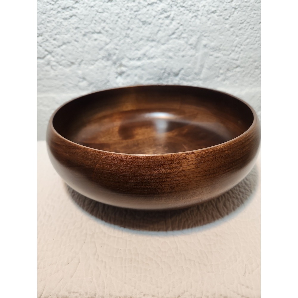 Hand-turned wood bowl by Woodbury's of Shelburne VT 9.5"